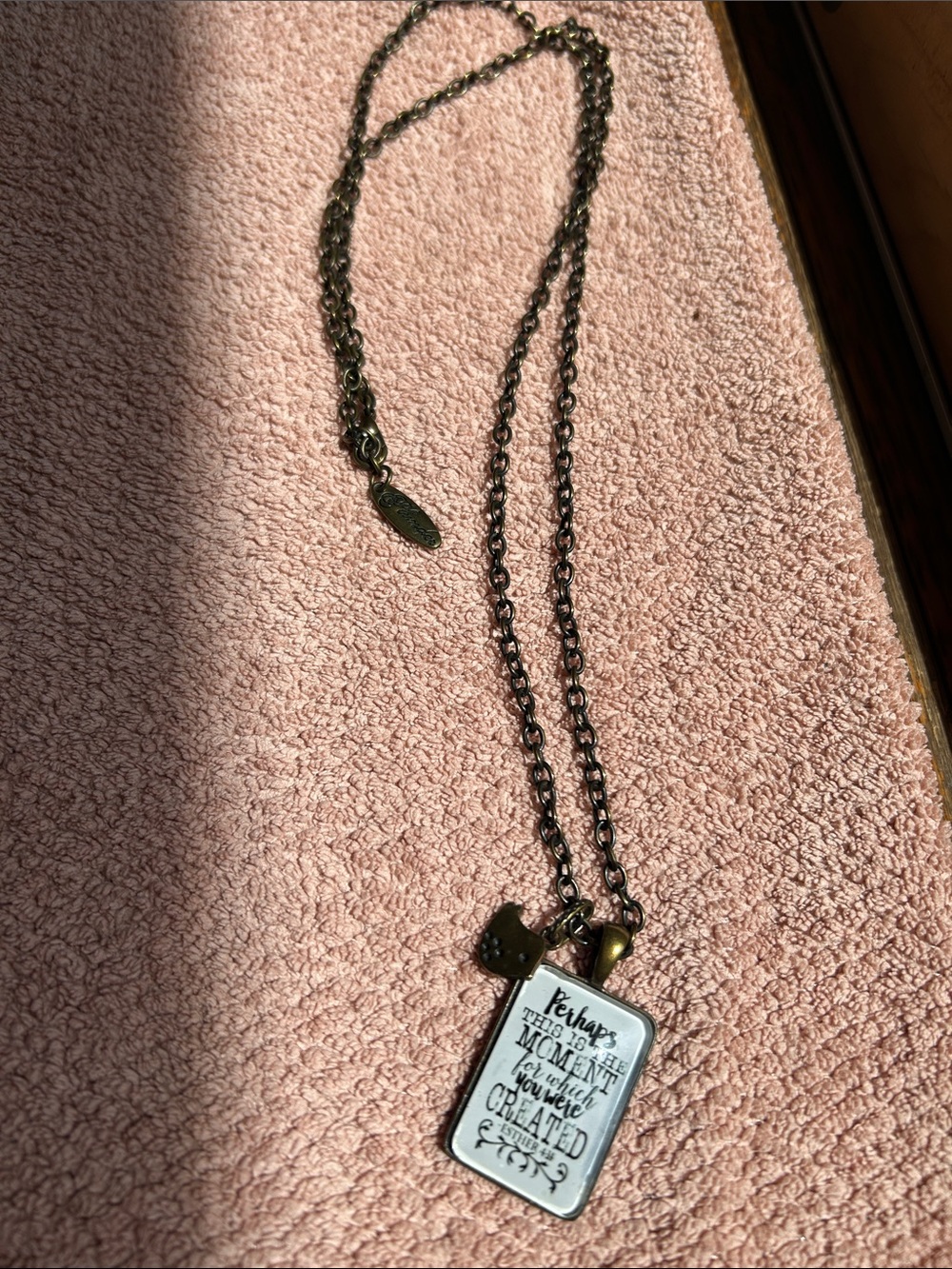 Plunder Necklace with rectangular glass pendant with charm